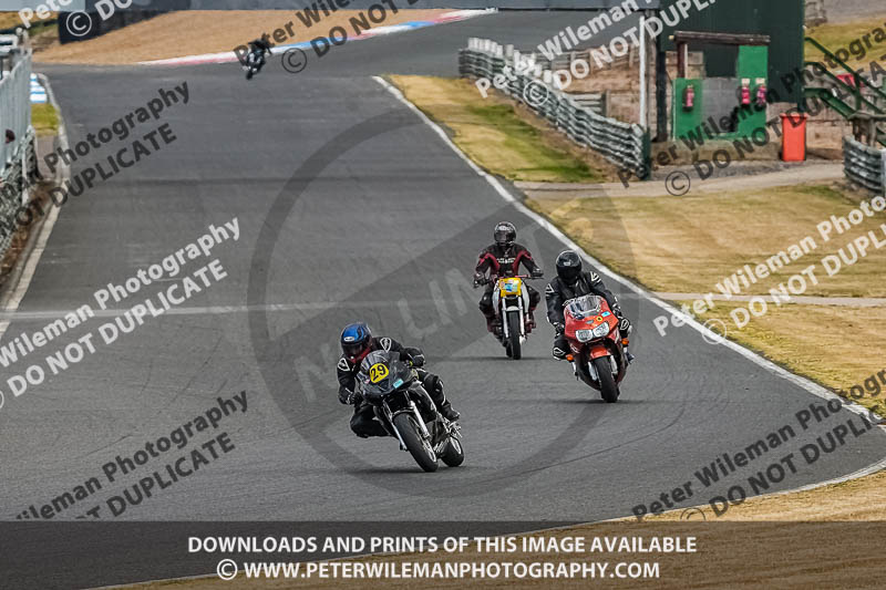 enduro digital images;event digital images;eventdigitalimages;mallory park;mallory park photographs;mallory park trackday;mallory park trackday photographs;no limits trackdays;peter wileman photography;racing digital images;trackday digital images;trackday photos